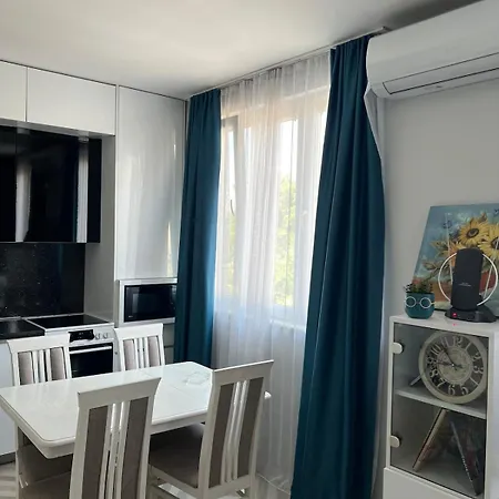 Urban Nest - Cozy And Hideaway *
