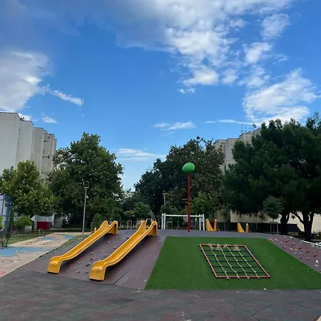 Urban Nest - Cozy And Hideaway דירה פודגוריצה